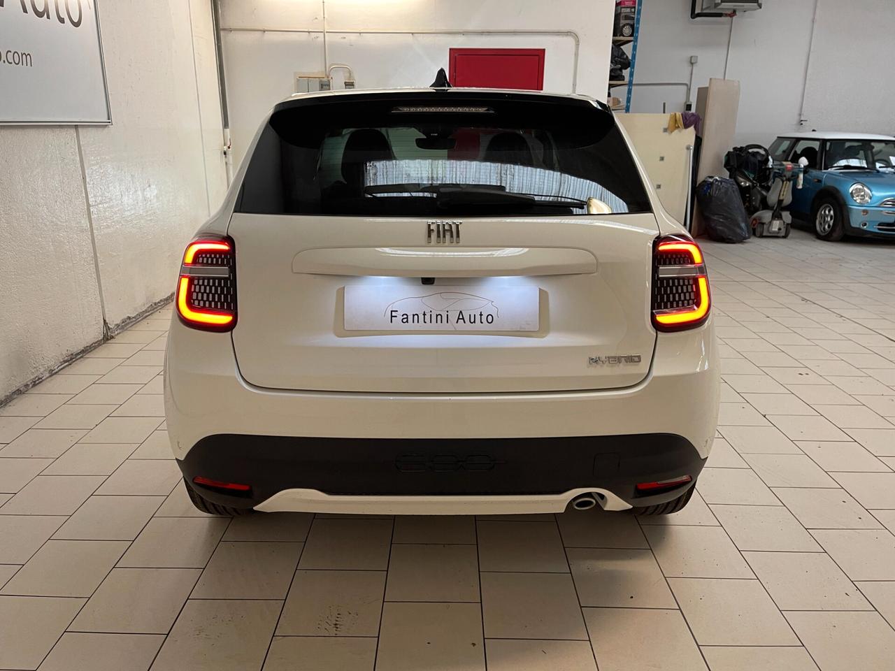 Fiat 600 hybrid La Prima 1.0 110cv auto-LEGGI SOTTO