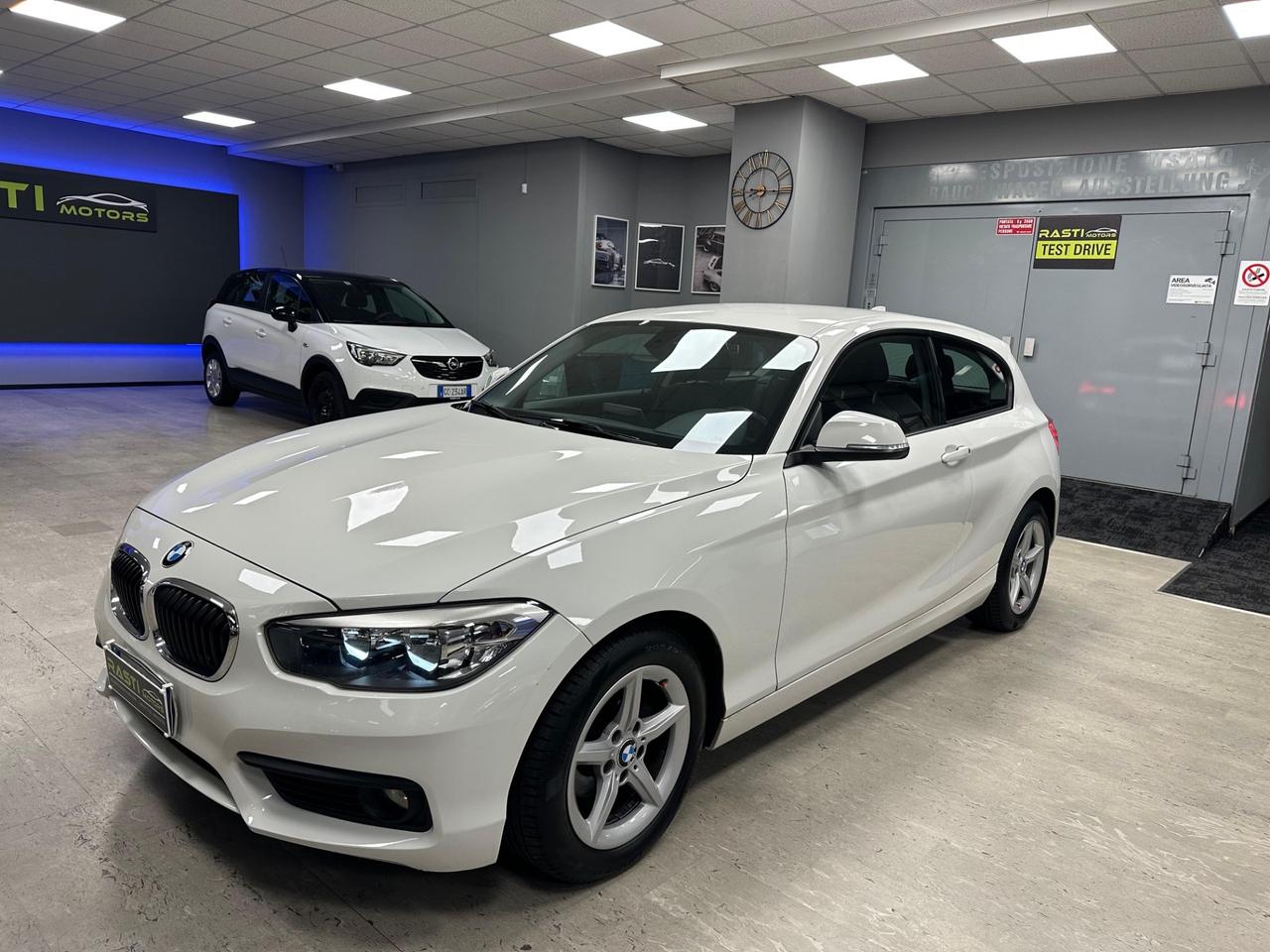 Bmw 116 116i 5p. Urban