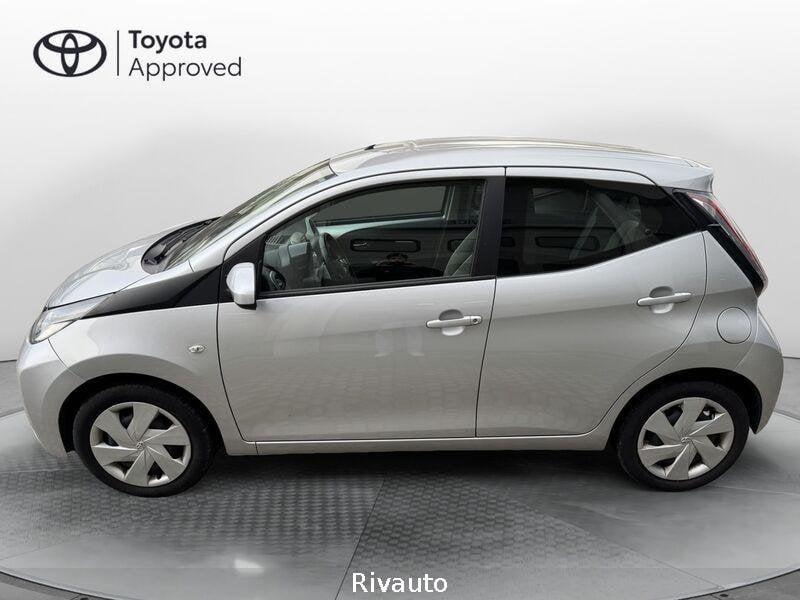 Toyota Aygo 1.0 VVT-i x-play TSS