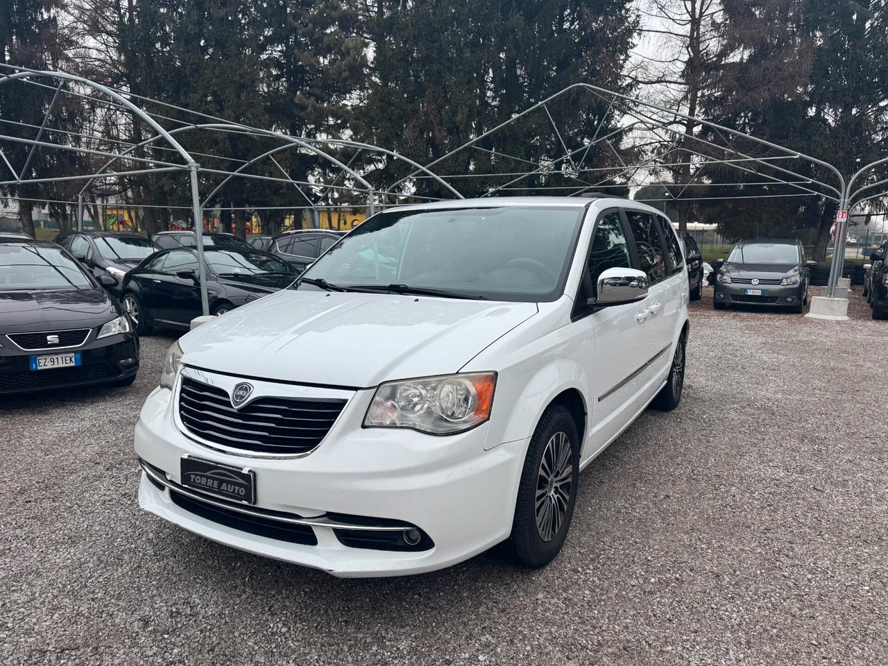 Lancia Voyager 2.8 Turbodiesel S 177 CV