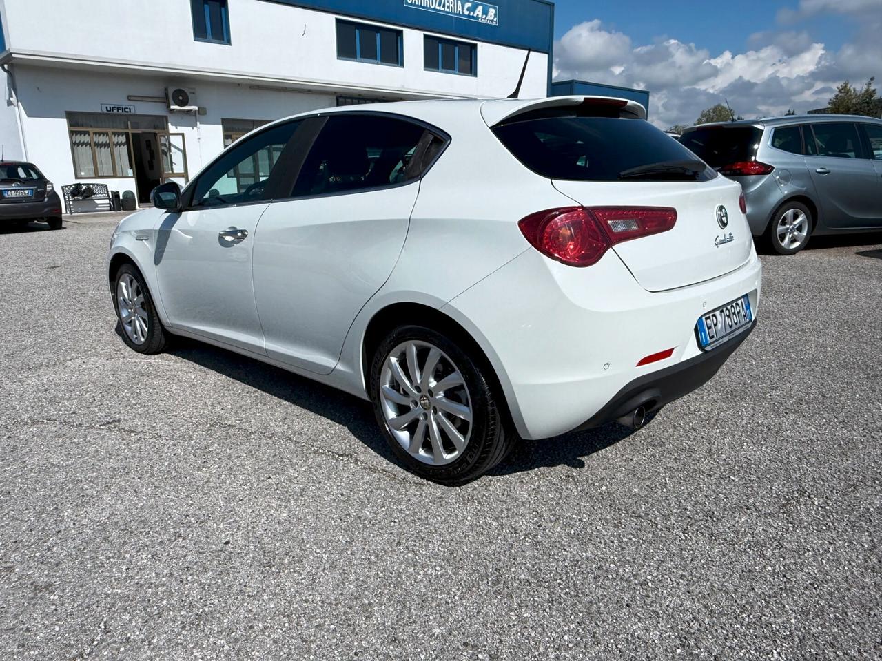 Alfa Romeo Giulietta 1.6 JTDm-2 105 CV Progression