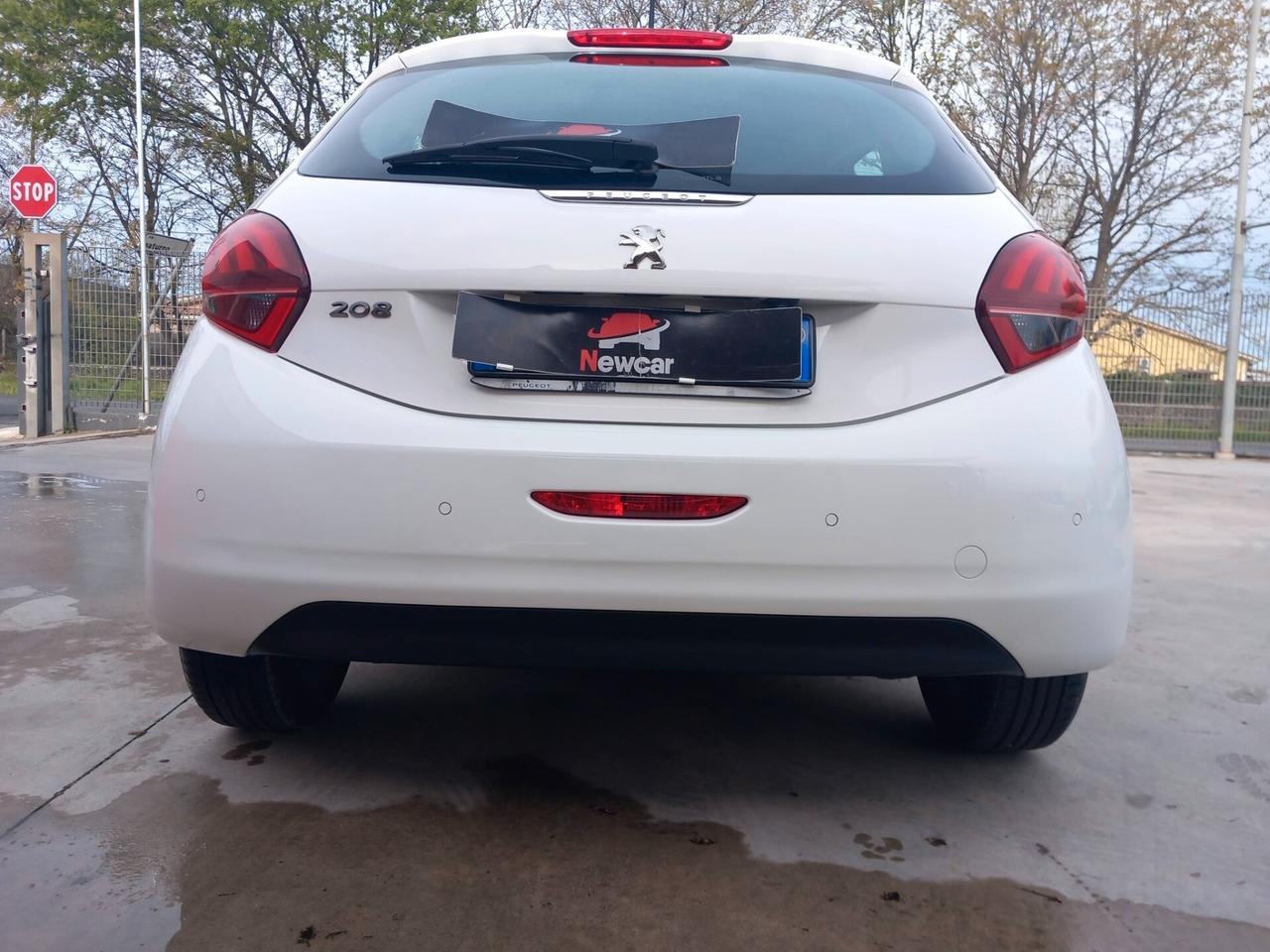 Peugeot 208 PureTech 82 5p. GPL Allure FULL OPTIONAL TENUTA PARI AL NUOVO NAVI SENSORI XENO LED