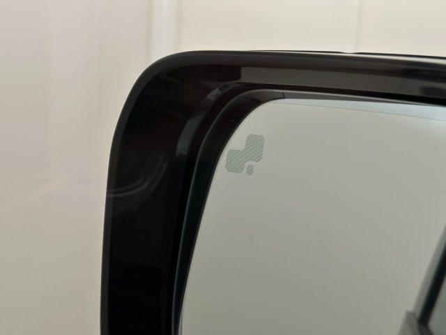 LAND ROVER Defender 110 3.0D I6 250 CV AWD Auto S