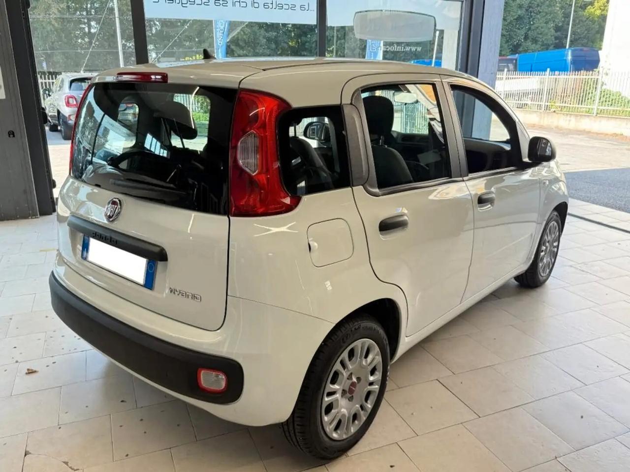 FIAT Panda Hybrid 1.0 FireFly 70 CV – Neopatentati
