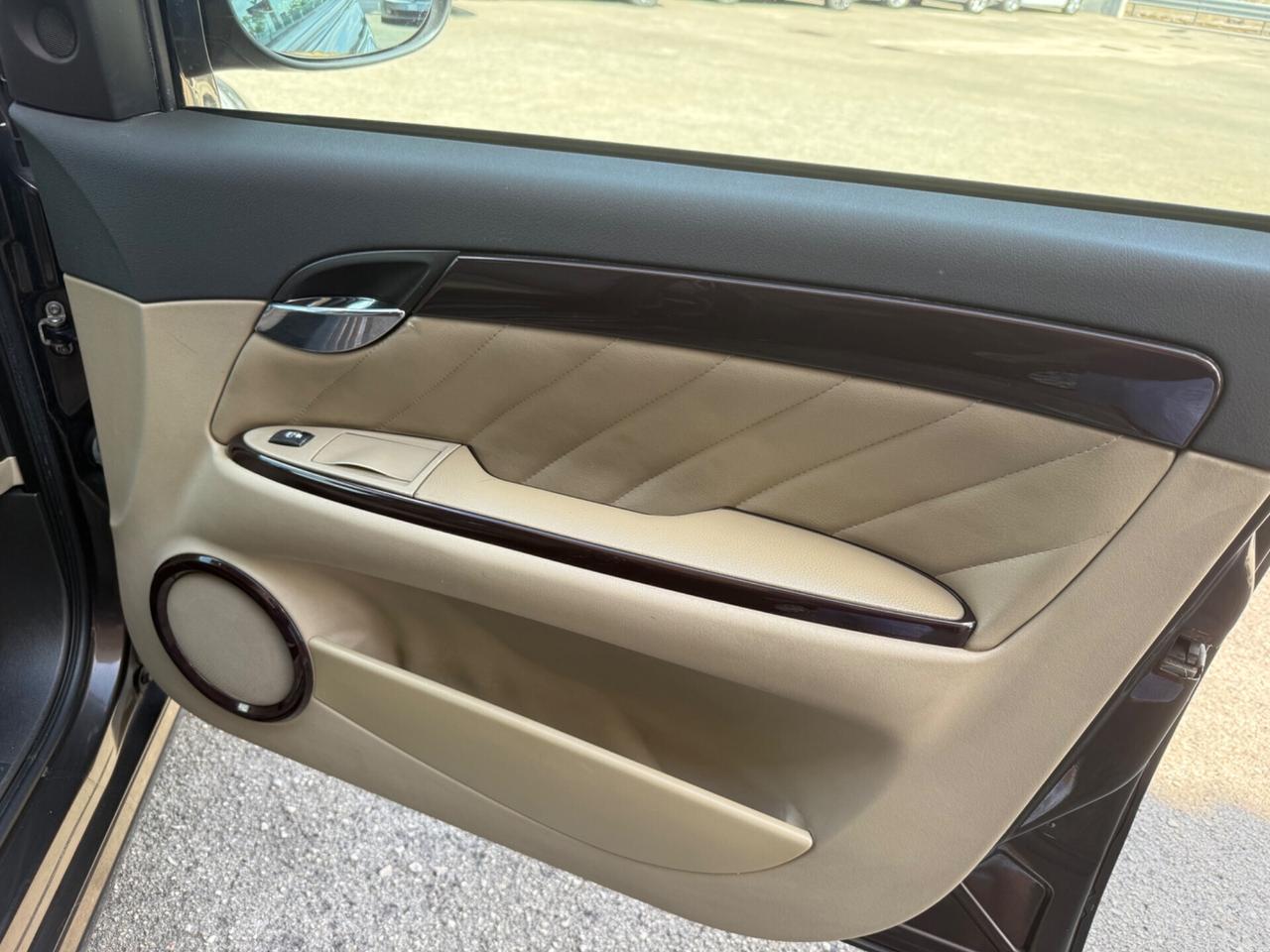 Fiat Croma 1.9 Multijet Emotion