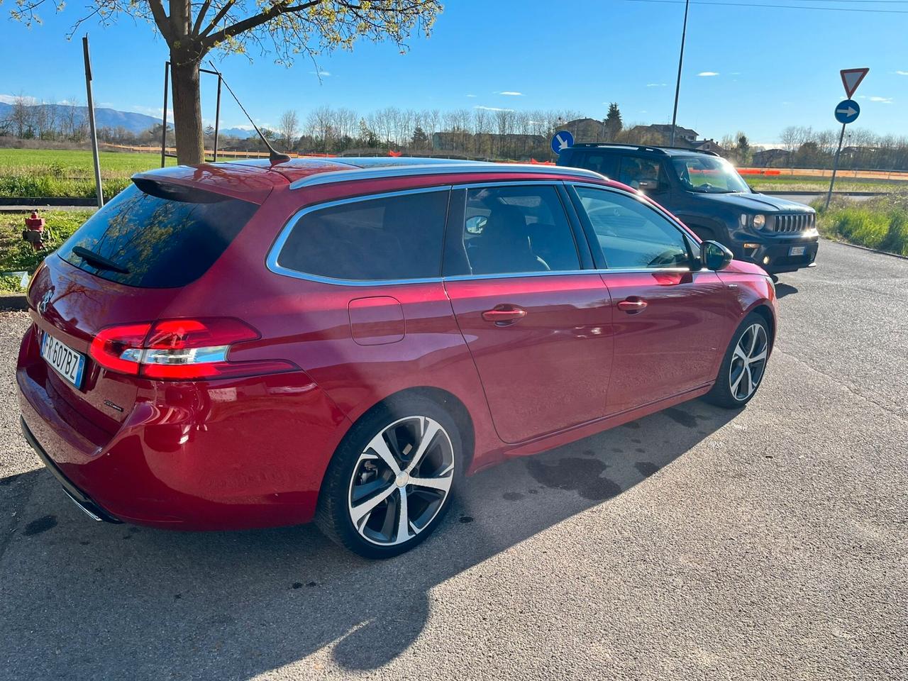 Peugeot 308 BlueHDi 130 S&S EAT8 SW GT Line