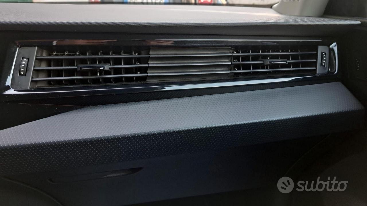 Audi A1 1.0 95 cv-CERCHI 17"/VIRTUAL COCKPIT