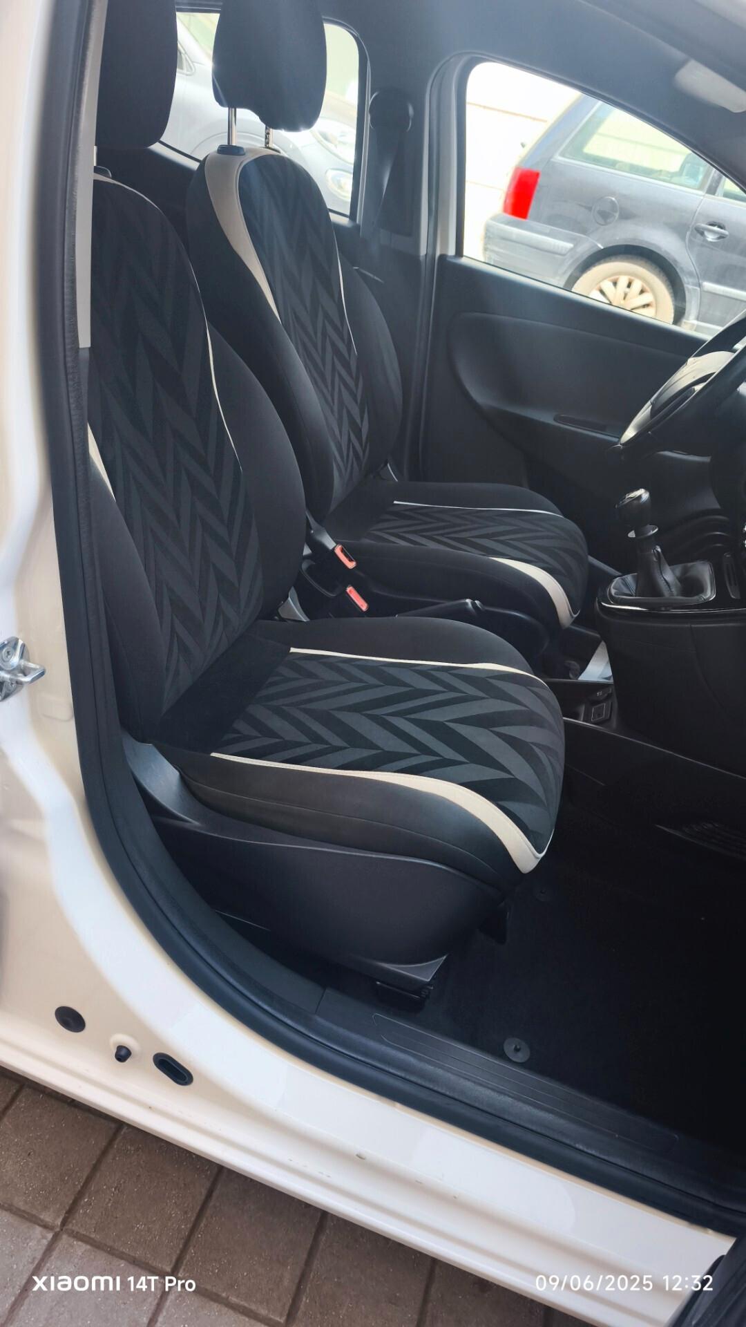 Lancia Ypsilon 1.2 69CV Gold SENSORI 2016