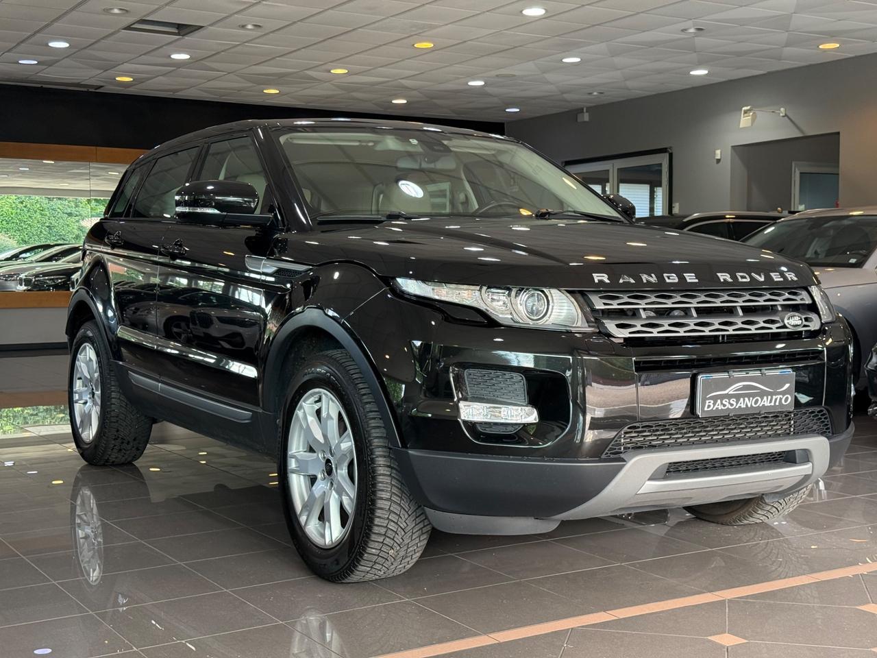 Land Rover Range Evoque 2.2 TD4 5p. Pure Tech Pack