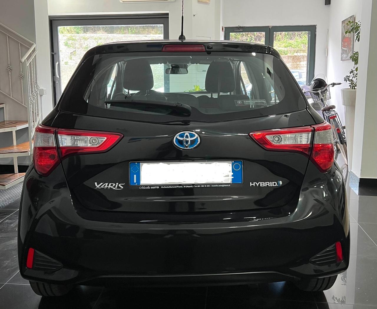 Toyota Yaris 1.5 Hybrid 5 porte Business