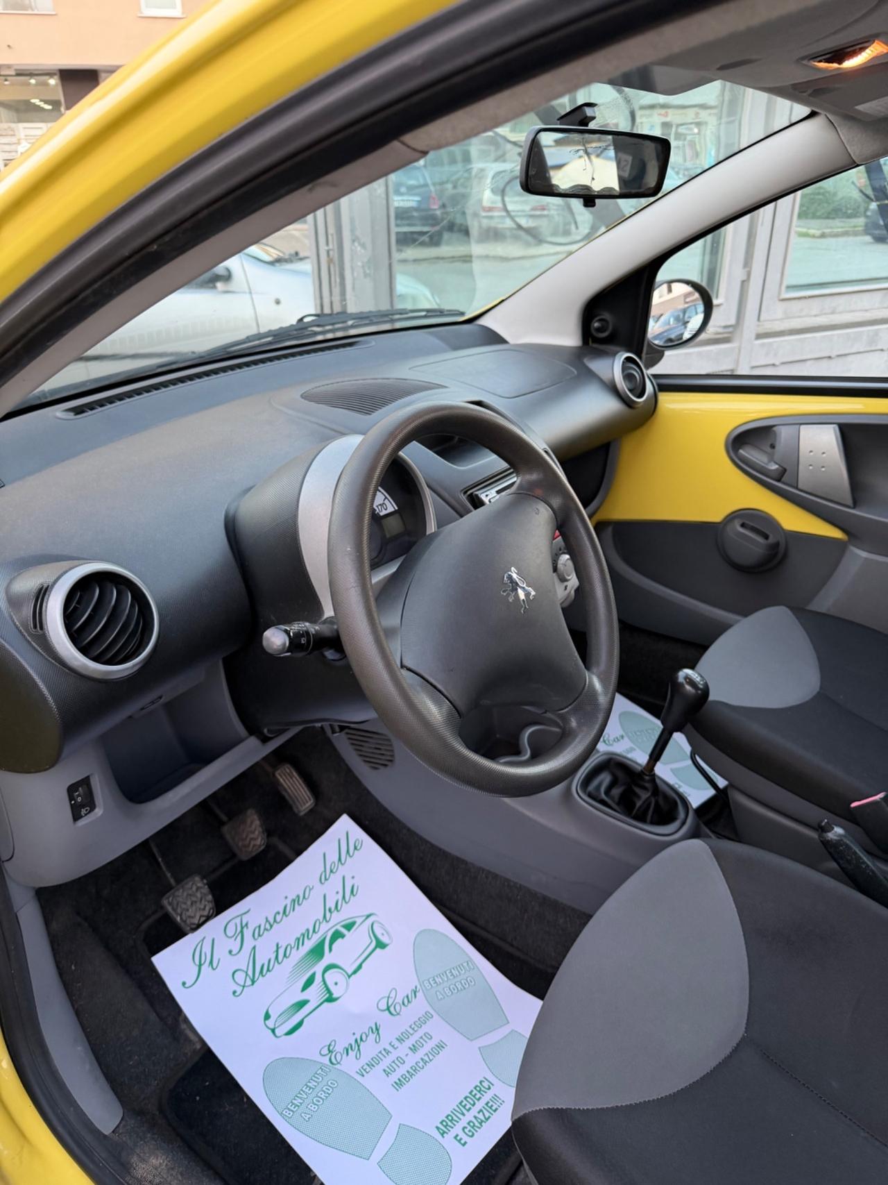 Peugeot 107 1.0 68CV 5p. Sweet Years