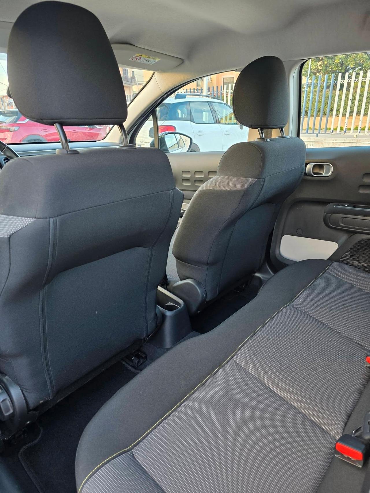 Citroen C3 1.6 BlueHDi 75cv S&S Shine con 73.000 Chilometri