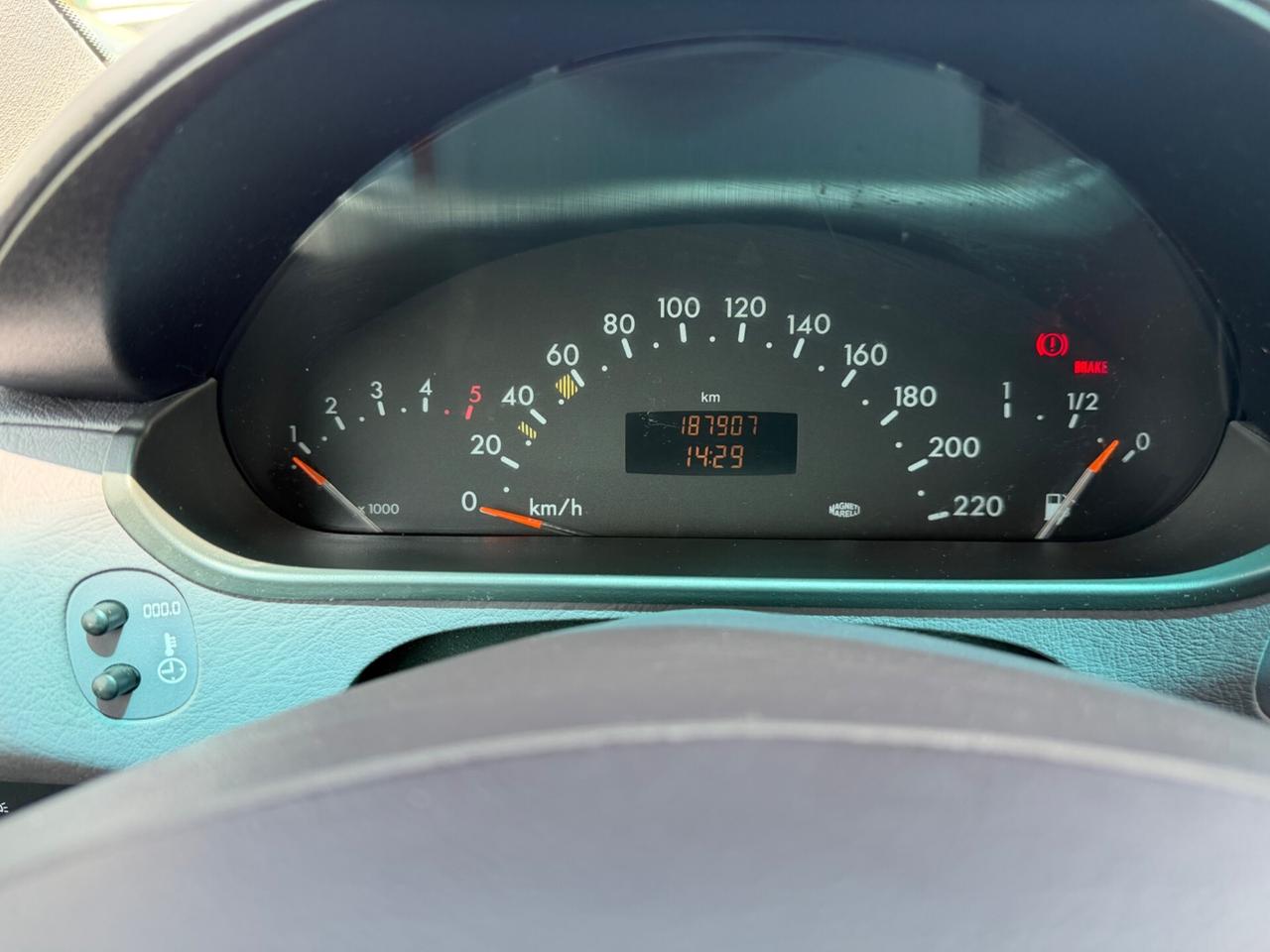 MERCEDES-BENZ A 170 CDI ELEGANCE/187.000KM