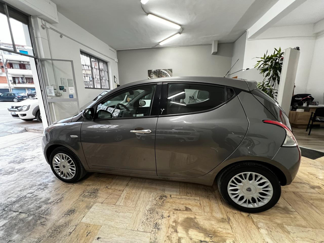 Lancia Ypsilon 1.3 MJT 16V 95 CV 5 porte S&S Platinum