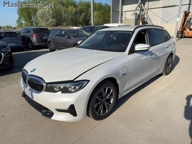 BMW 320 320e Sport Touring auto TG : GG205WT