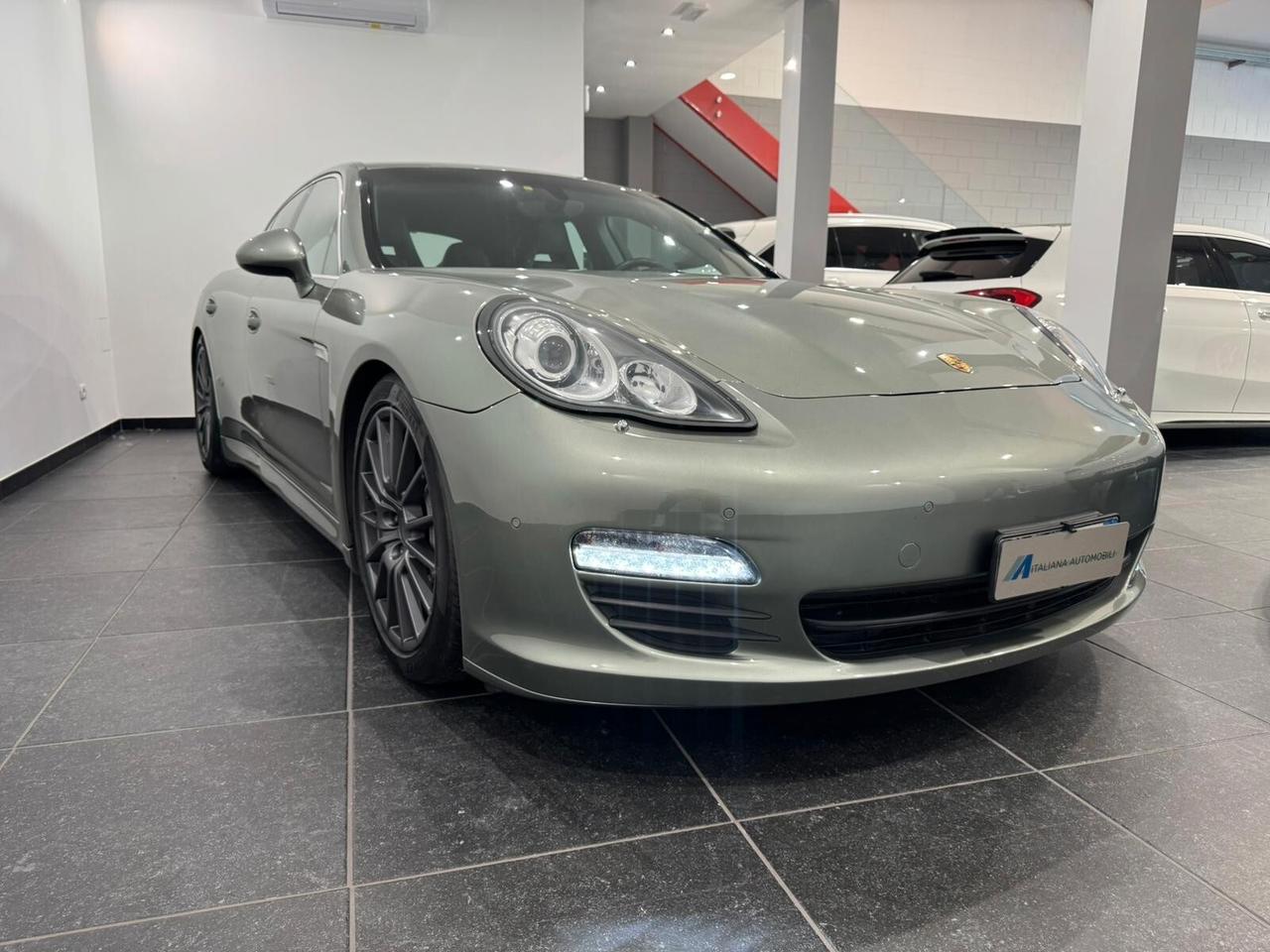 Porsche Panamera 4.8 S
