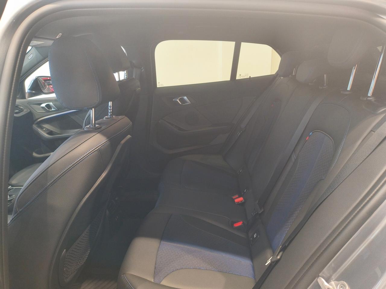 Bmw 118d 5p. Msport