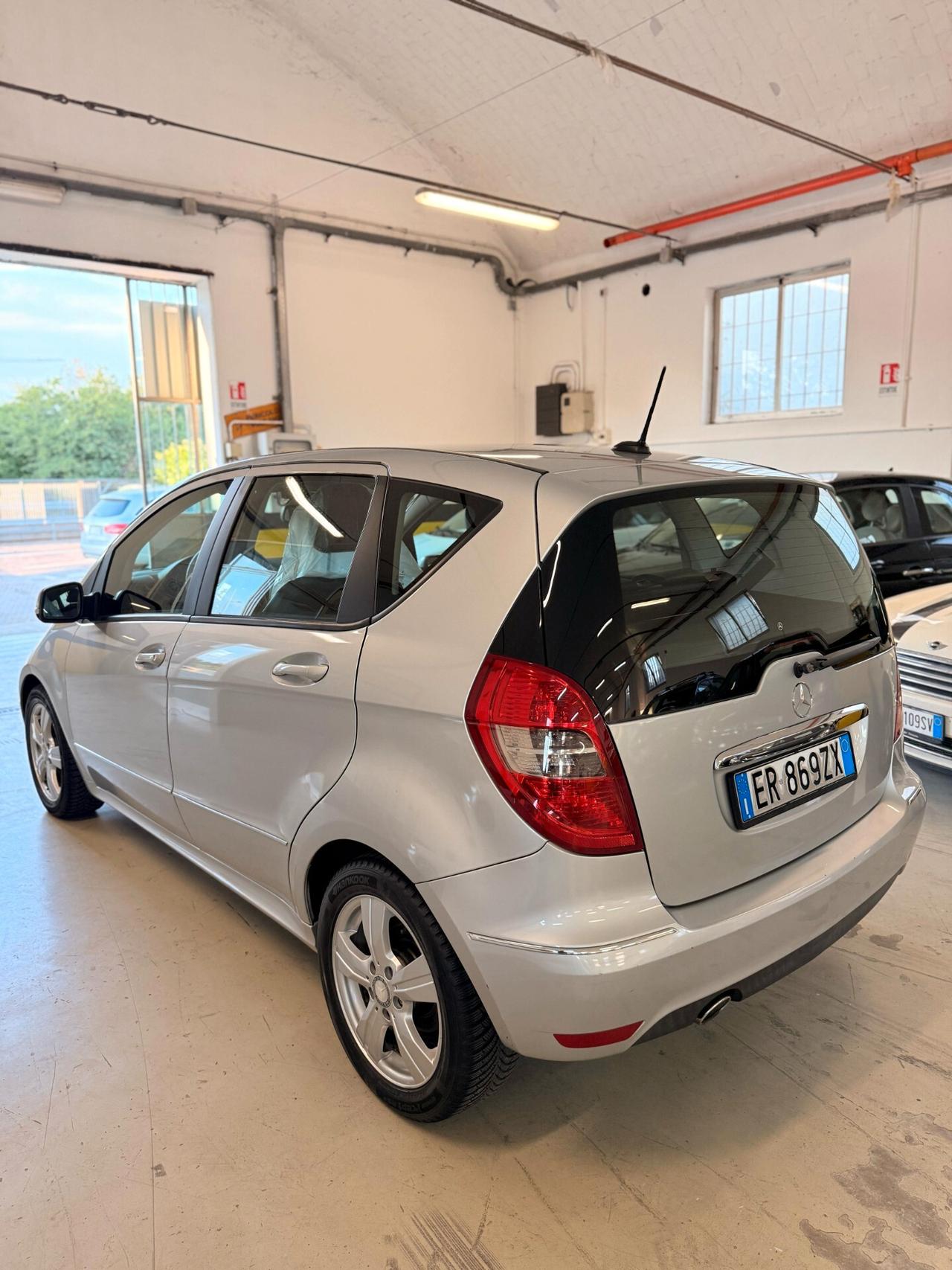 Mercedes-benz A 160 A 160 CDI Premium