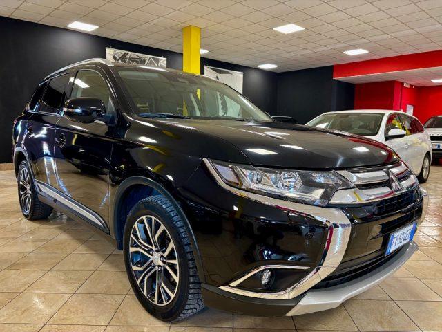 MITSUBISHI Outlander 2.2 DI-D 4WD Instyle Plus7P.TI TETTO BLOCCO DIFF.