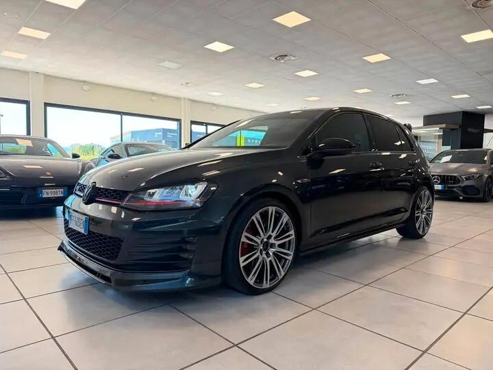 Volkswagen Golf GTI Performance 2.0 TSI DSG 5p. BlueMotion Technology