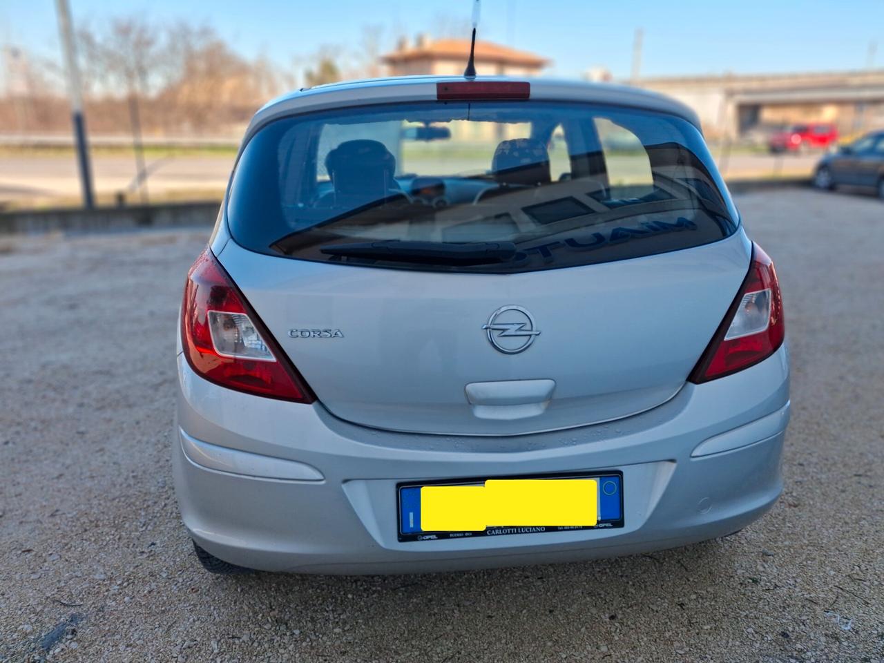 Opel Corsa 1.2 GPL, 5 porte