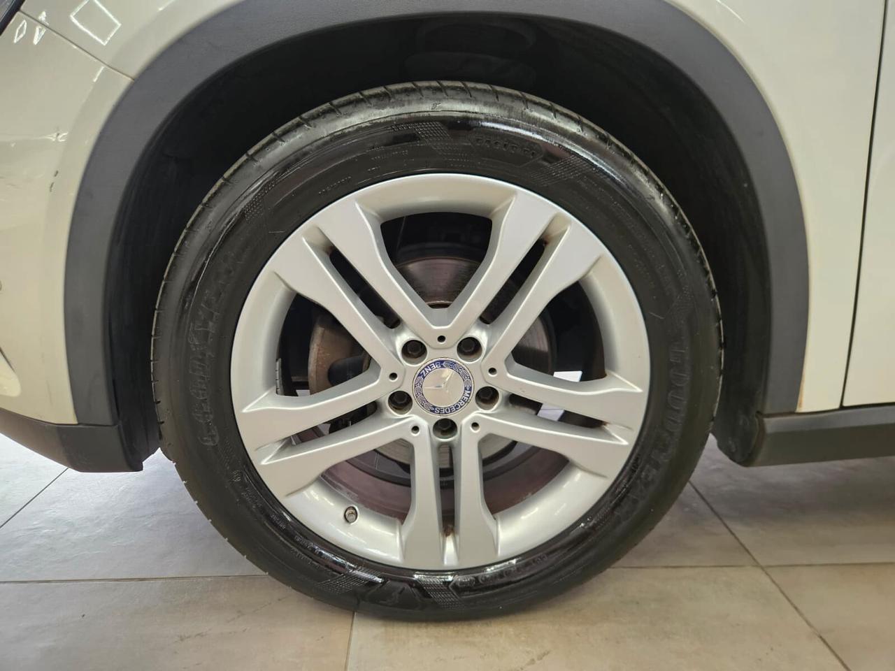 Mercedes-benz GLA 200 d Automatic Sport - NEOPATENTATI