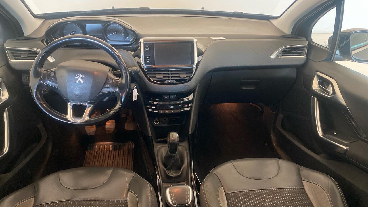 PEUGEOT 2008 1.2 BENZINA-NEOPATENTE