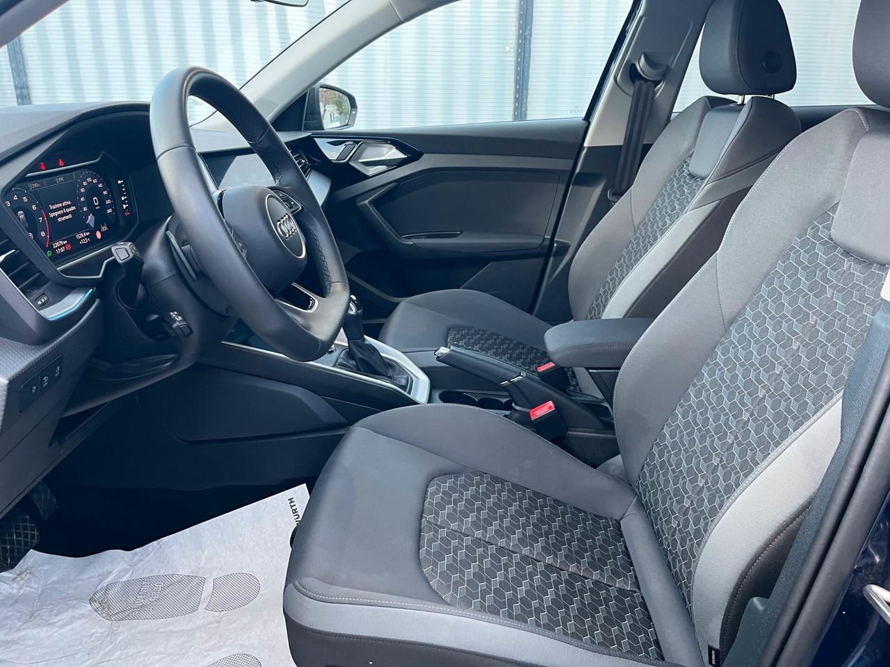 Audi A1 SPB 30 TFSI S tronic line edition