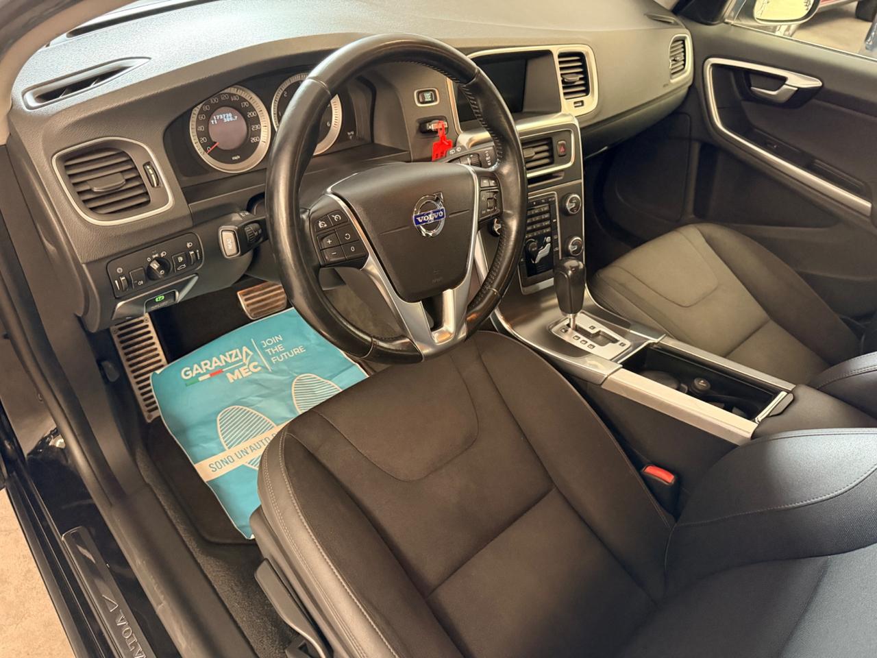 Volvo V60 D3 Geartronic Momentum