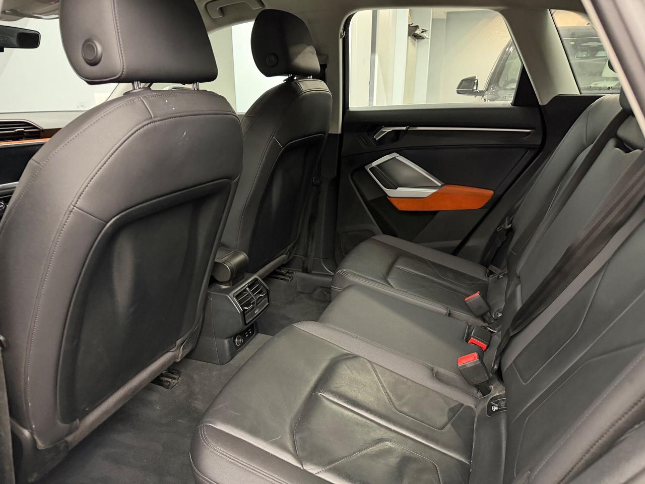 Audi Q3 35 TDI S tronic Business Advanced