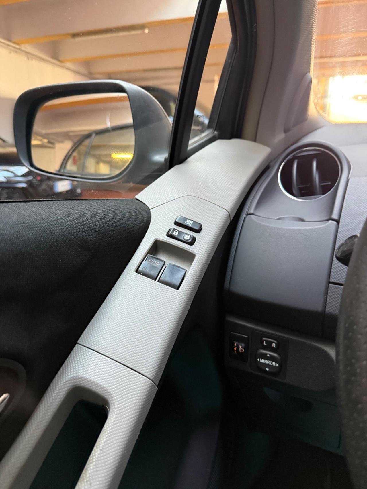 Toyota Yaris 1.3 Neopatentati Euro 5