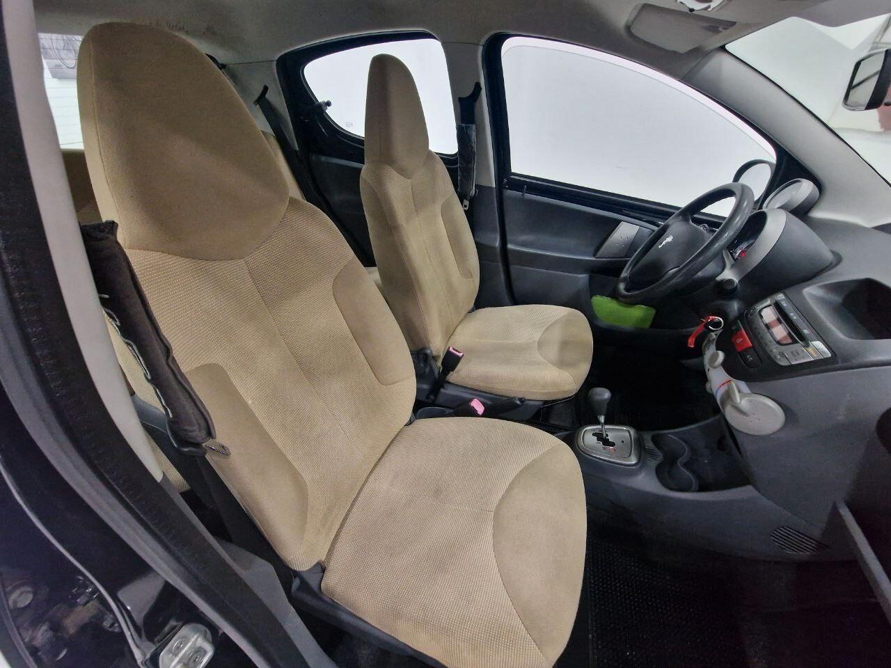 Peugeot 107 1.0 68 CV 5p. Cambio Automatico