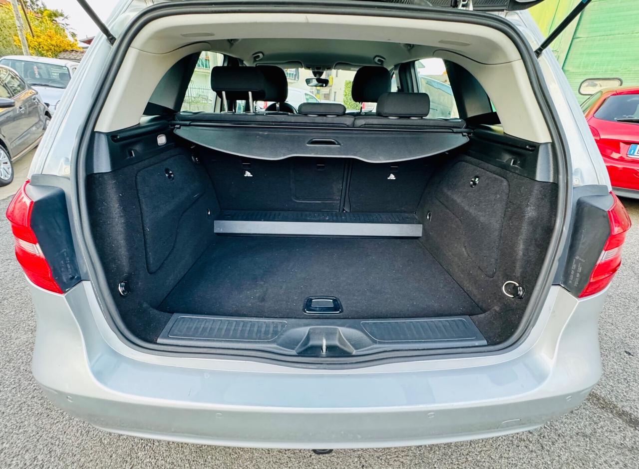 Mercedes-benz B 180 Premium ok neopatentati