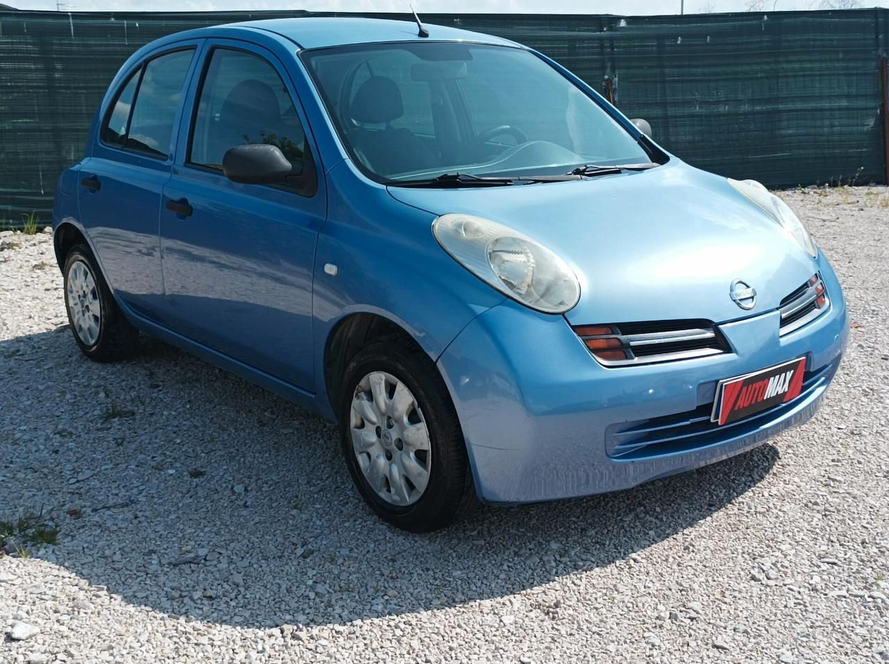 Nissan Micra 1.0 16V 5 porte Visia
