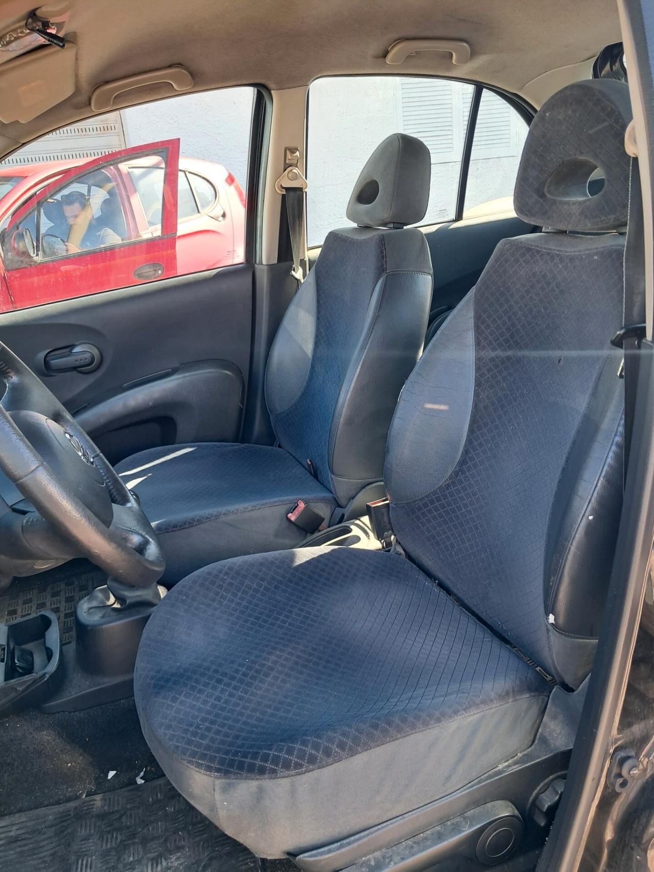 Nissan Micra 1.2 leggi descrizione