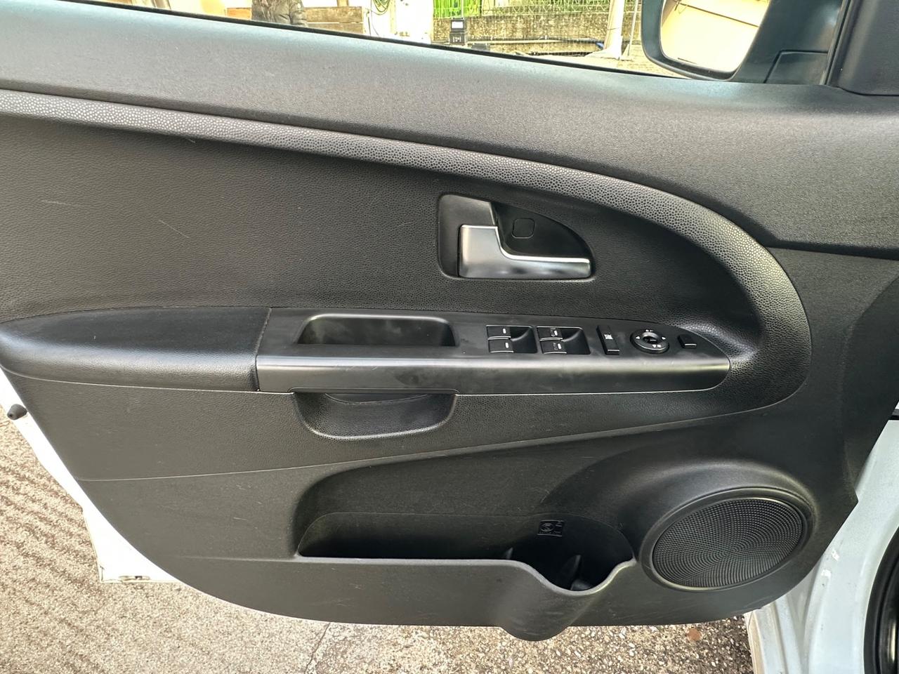 Kia Venga 1.4 CRDi 90 CV S&S High Tech