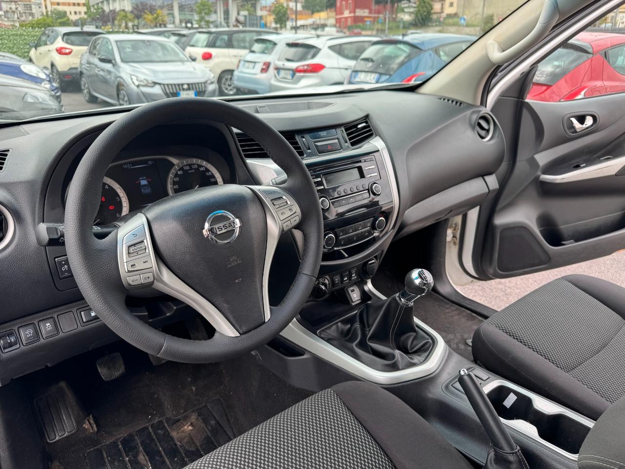 Nissan Navara 2.3 dCi 4WD King Cab Visia