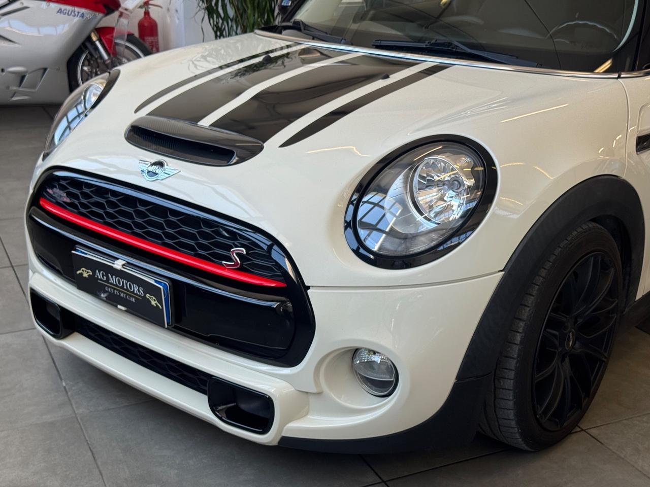 Mini 2.0 Cooper S allestimento JCW