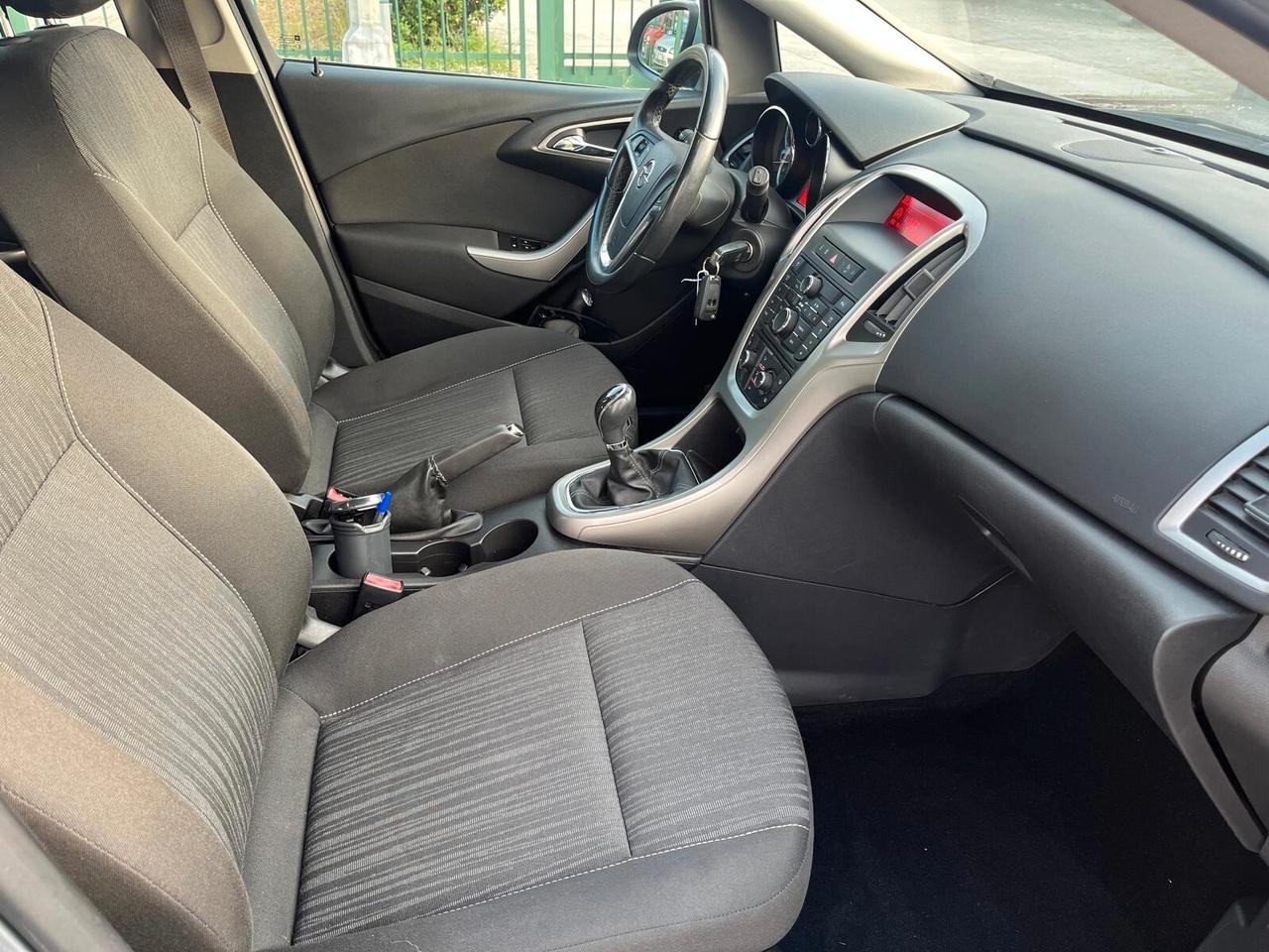 Opel Astra 1.4 Turbo 140CV 5 porte Cosmo