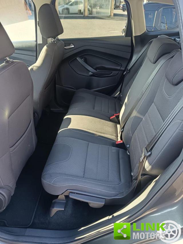 FORD Kuga 2.0 TDCI 120 CV S&S 2WD Titanium