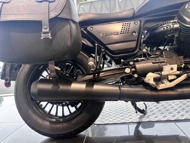 MOTO GUZZI V9 Bobber -