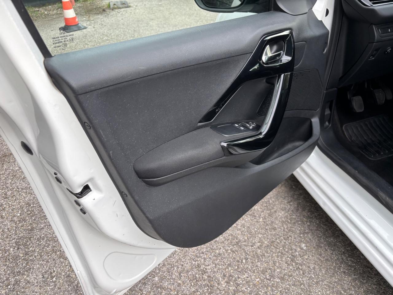Peugeot 208 1.4 VTi 95 CV 5p. GPL Allure