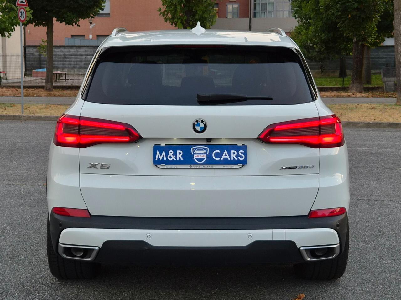 Bmw X5 xDrive30d xLine Euro 6 D temp full optional