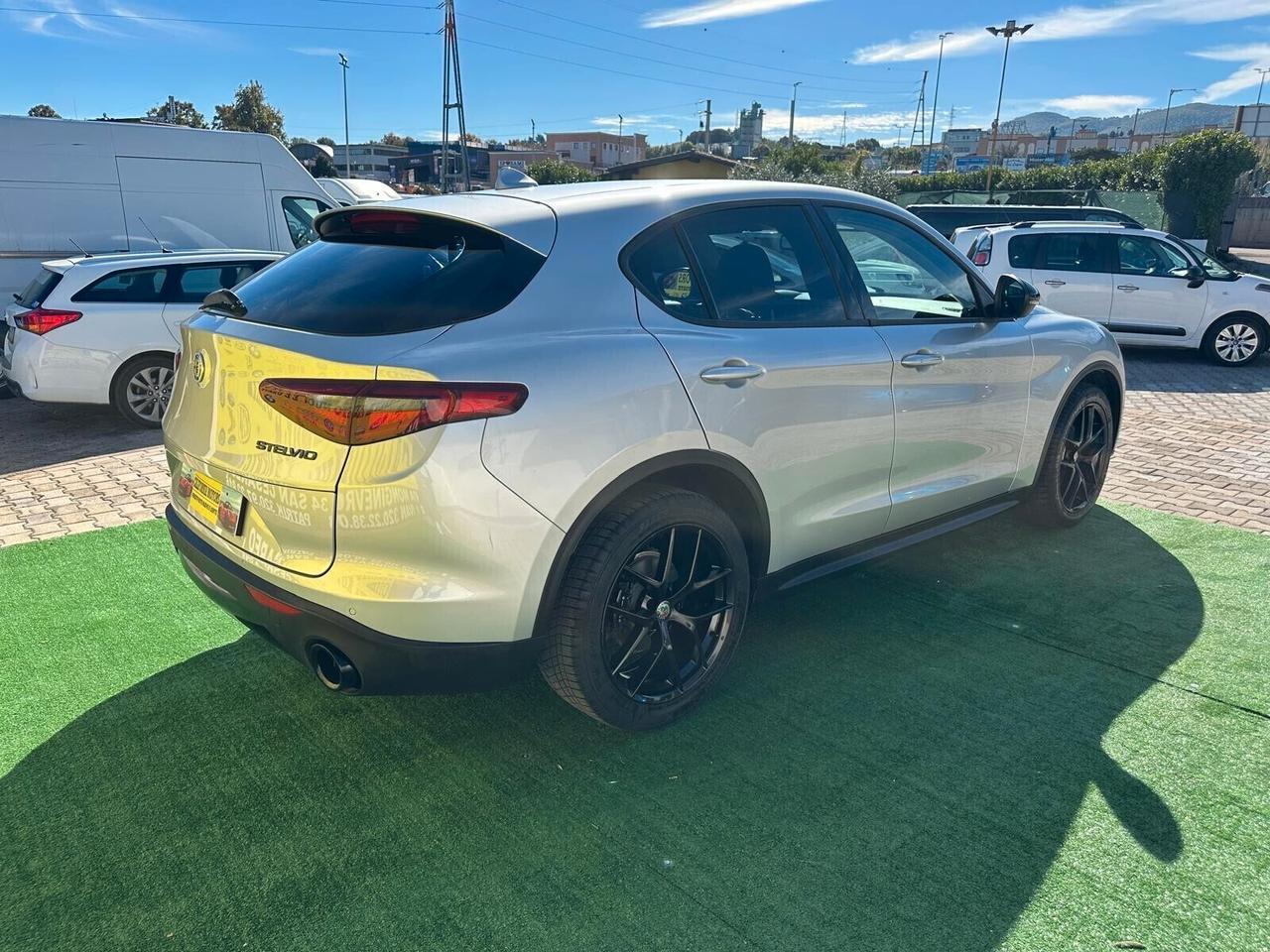 Alfa Romeo Stelvio 2.2 Turbodiesel 190 CV AT8 RWD Super