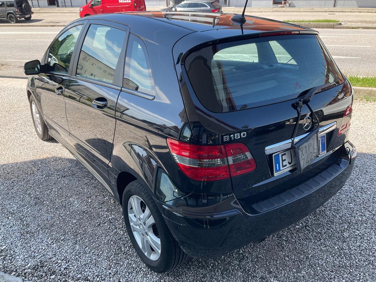 Mercedes-benz B 180 BlueEFFICIENCY Executive