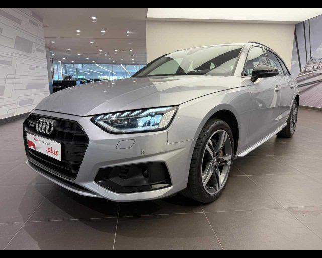 AUDI A4 Avant 40 TDI quattro S tronic Business Advanced