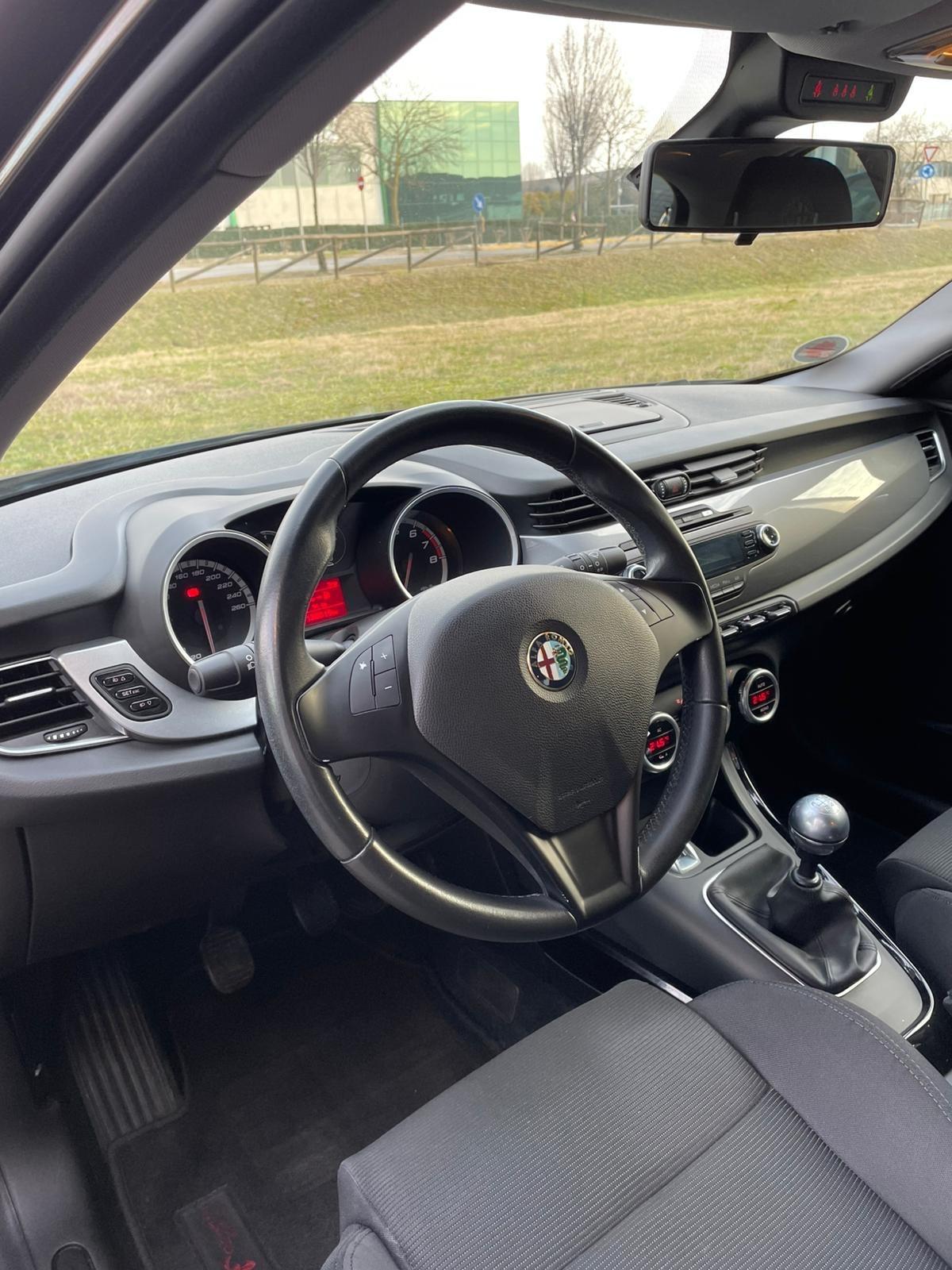 Alfa Romeo Giulietta 1.4 Turbo 120 CV Neopatentati