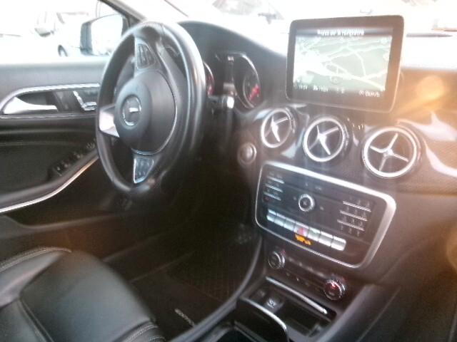 Mercedes-benz GLA 200 d Automatic Premium