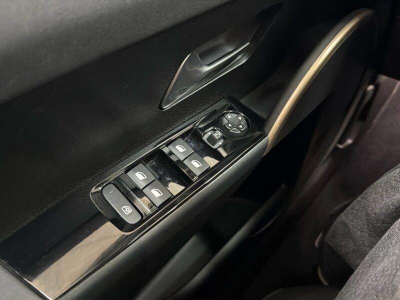 Lancia Ypsilon Ypsilon 1.2 LX 100cv e-dct