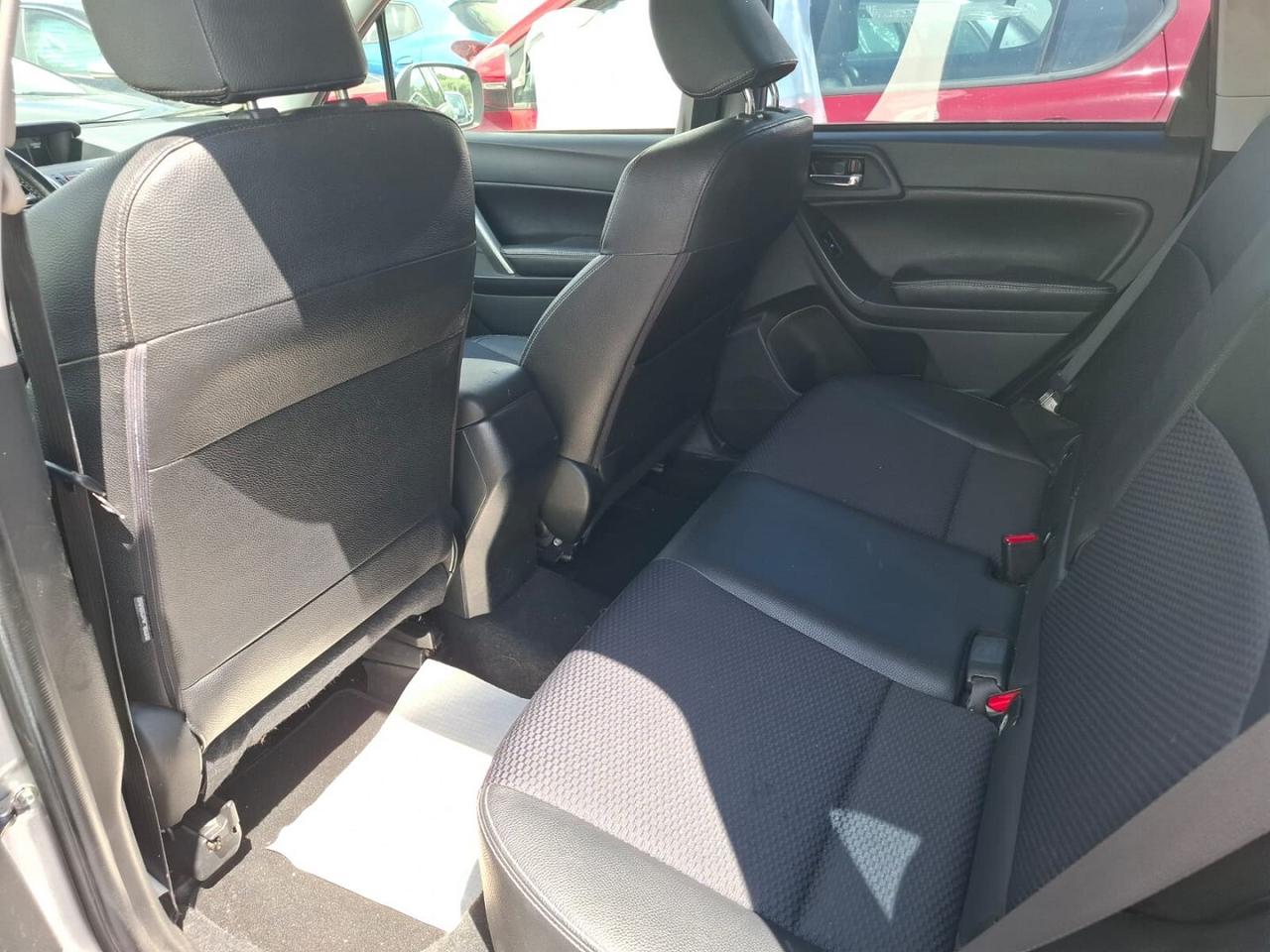 SUBARU FORESTER NO SINISTRATA MOTORE DA RIVEDERE